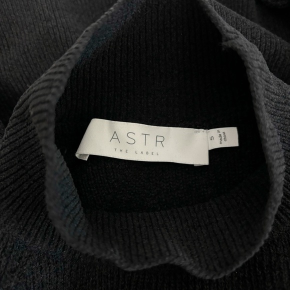 ASTR The Label Tori Sweater in Black Size S - Picture 8 of 11